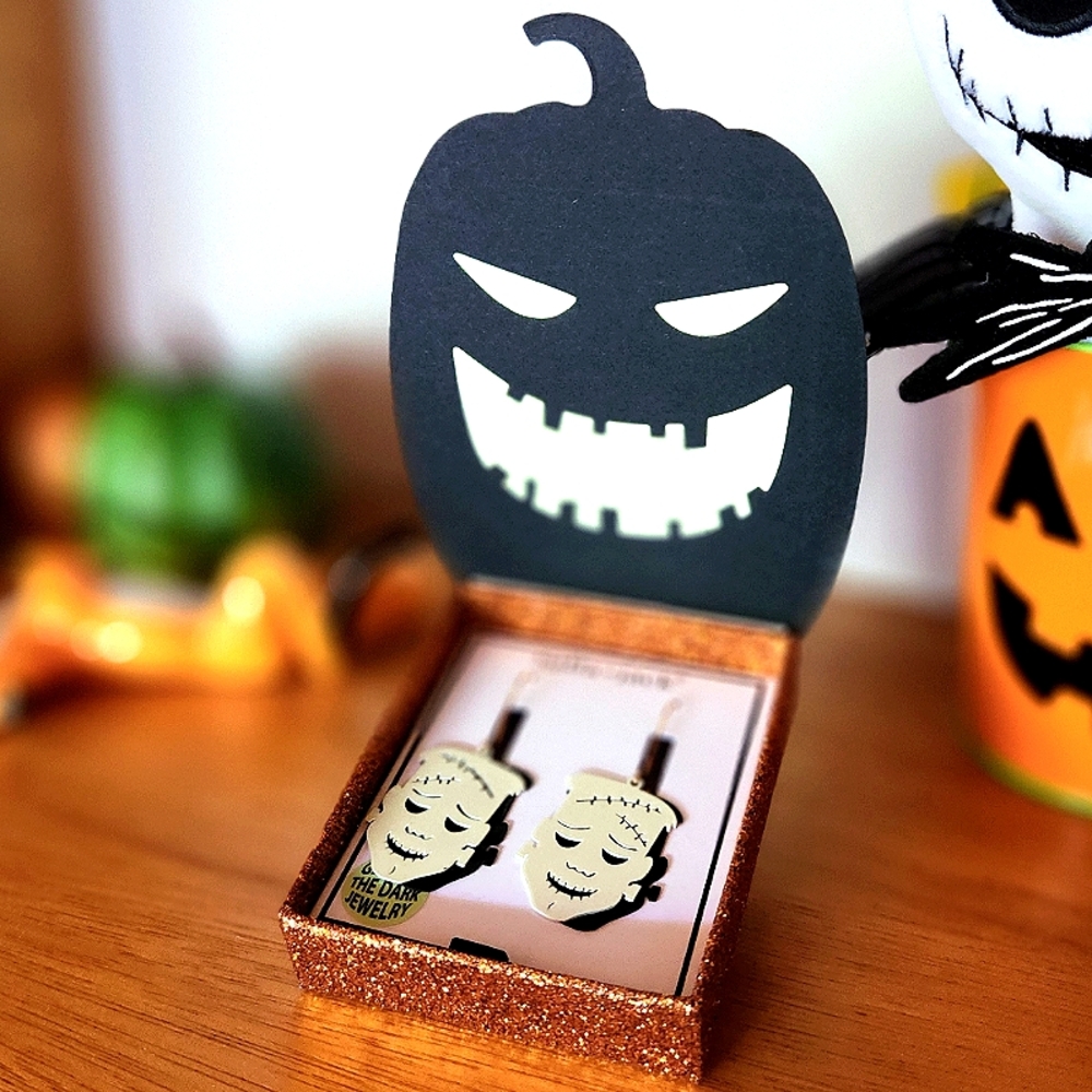 NWT bella jack Halloween Frankenstein Earrings, blk, glow in the dark